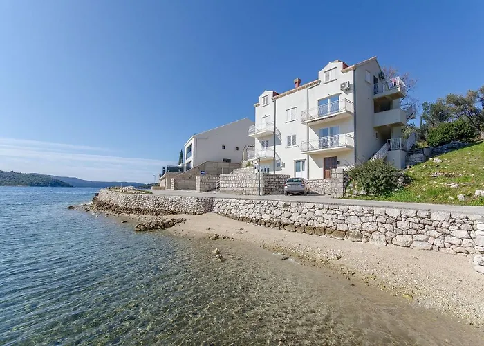 Apartments Dijana
